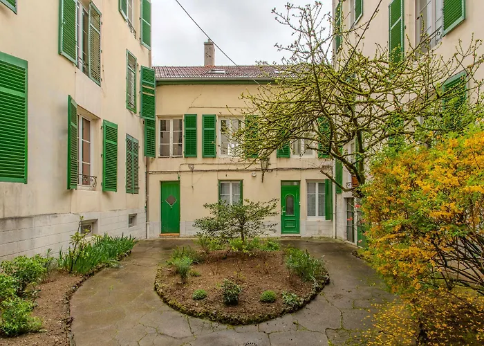 Apartamento Le Petit Marbre - 10 Min A Pied De La Gare De *